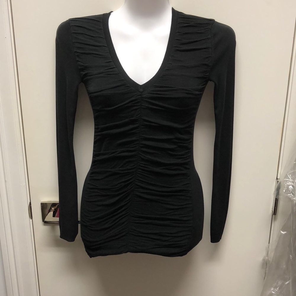 Moving SALE💥💥 Burberry long sleeve top